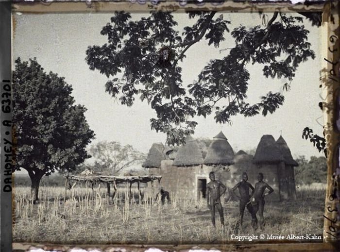 History: The beginning of the 20th century in color photographs by Albert Kahn