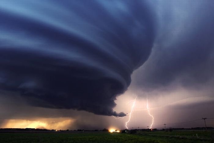 storms, lightnings and tornadoes