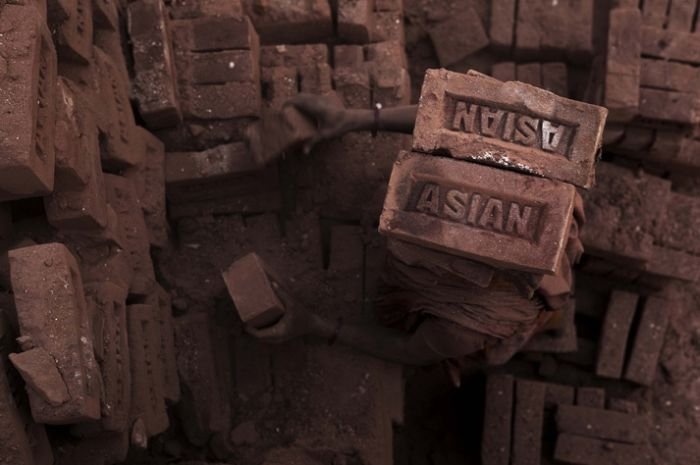 Brickworks hell in Bangladesh