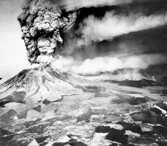 Mount St. Helens, Eruption in 1980