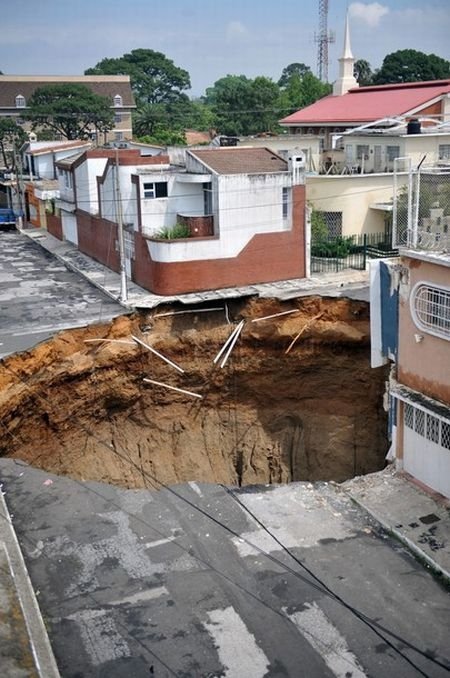 Agatha causes massive sinkhole‎, Guatemala City, Republic of Guatemala