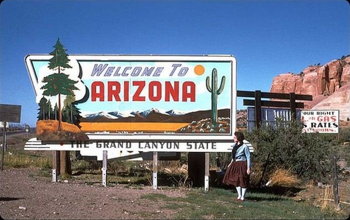 Welcome state sign, United States