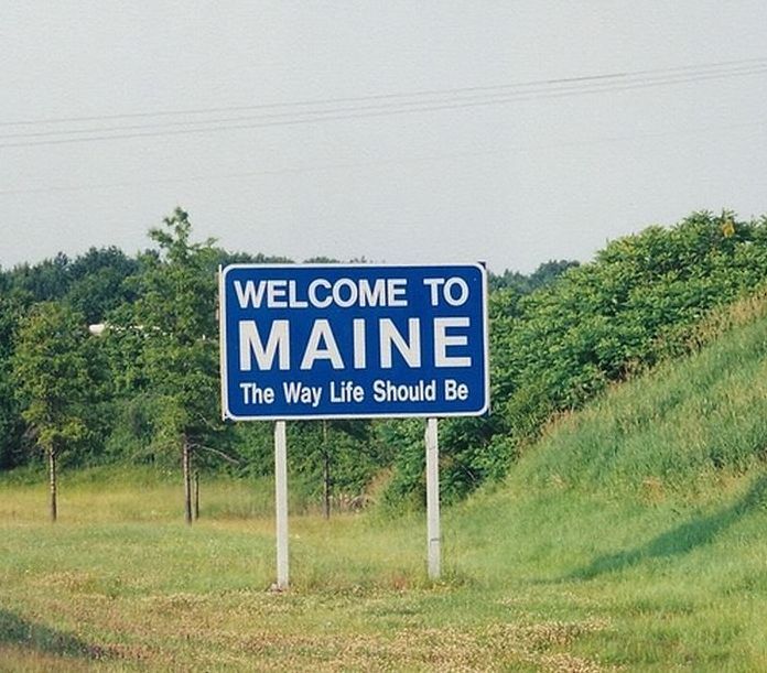 Welcome state sign, United States