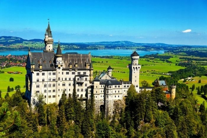 Neuschwanstein Castle, Hohenschwangau, Bavaria, Germany