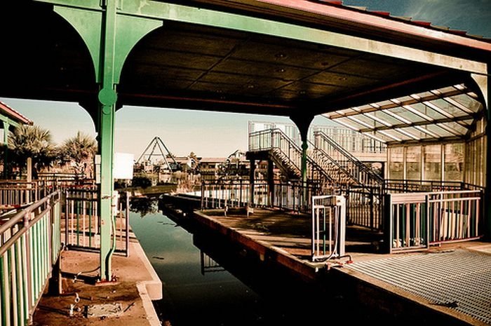 Abandoned six flags, New Orleans, United States