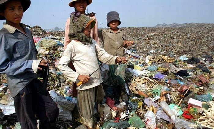 Living at dump, Phnom Penh, Cambodia