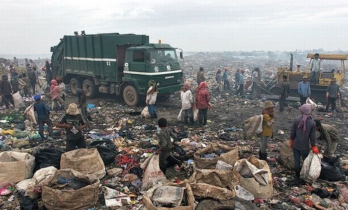 Living at dump, Phnom Penh, Cambodia