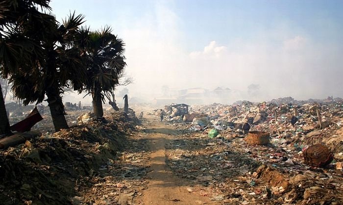 Living at dump, Phnom Penh, Cambodia