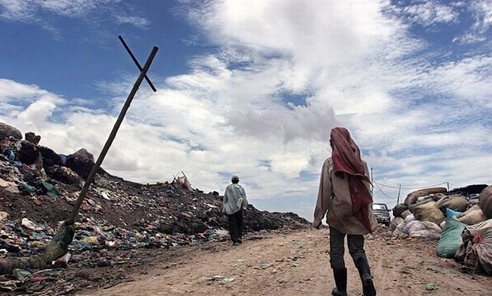 Living at dump, Phnom Penh, Cambodia