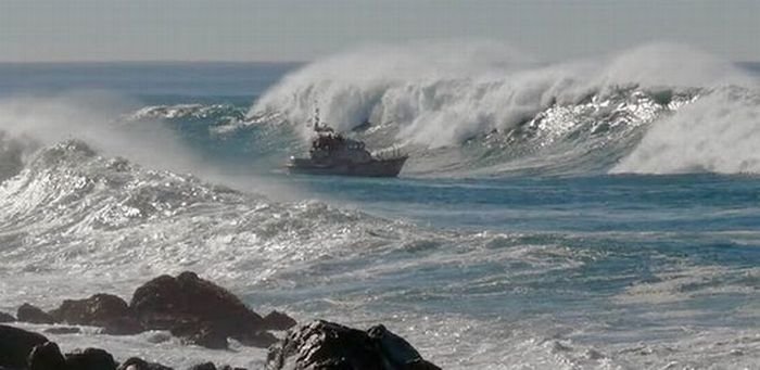 Coast Guard on the giant waves