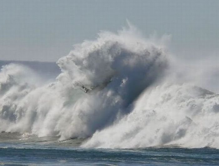 Coast Guard on the giant waves