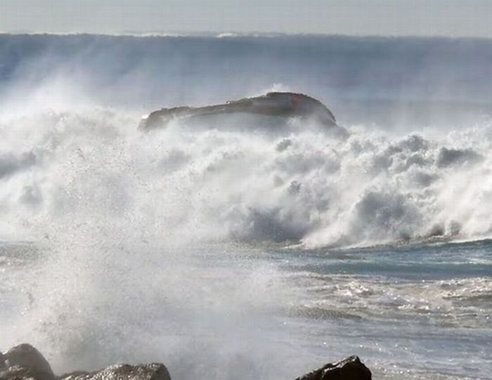 Coast Guard on the giant waves