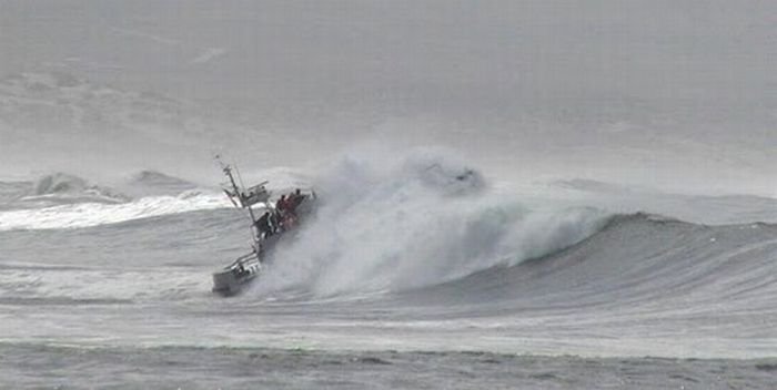 Coast Guard on the giant waves