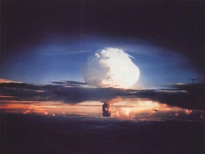 photo of nuclear explosion