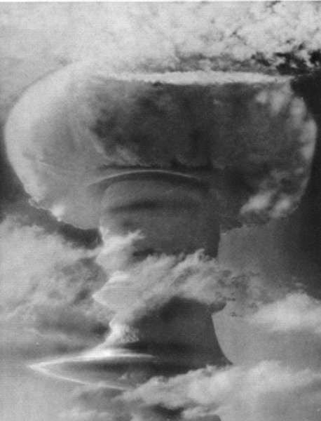 photo of nuclear explosion