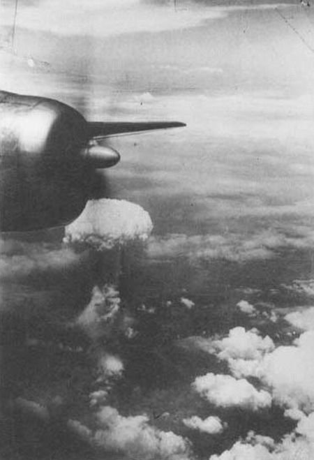 photo of nuclear explosion