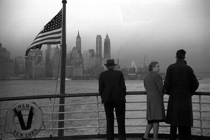 History: Black and white photos of New York City, United States