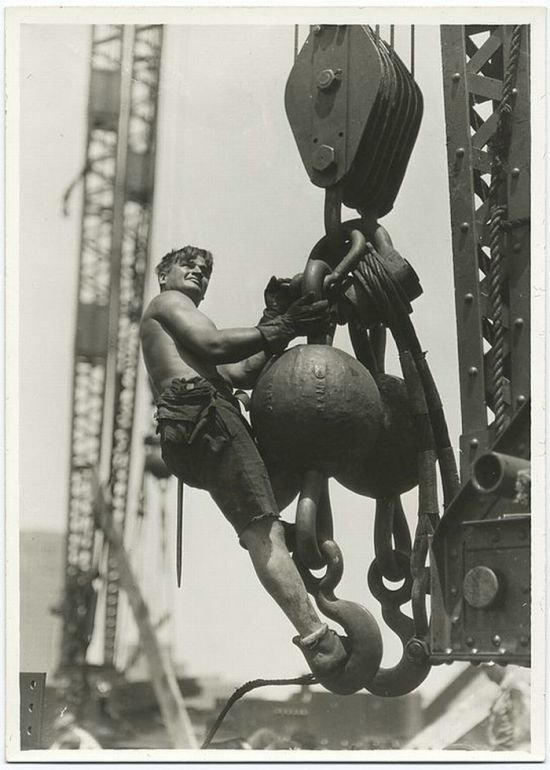 History: Construction of Empire State Building