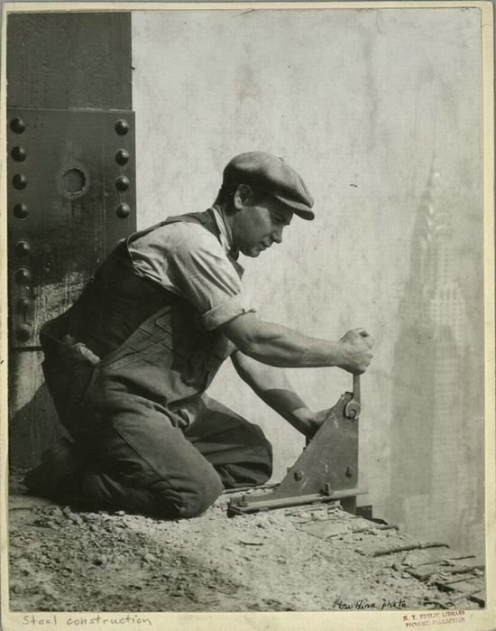 History: Construction of Empire State Building