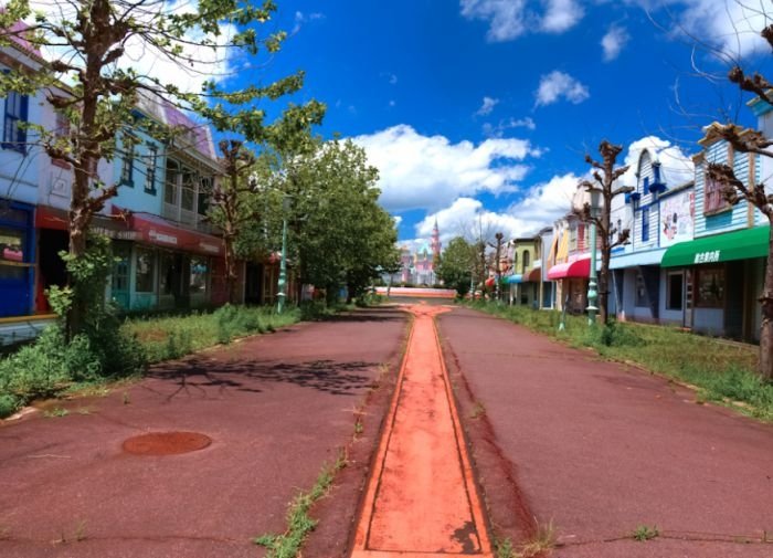 Nara Dreamland, abandoned theme park, Japan