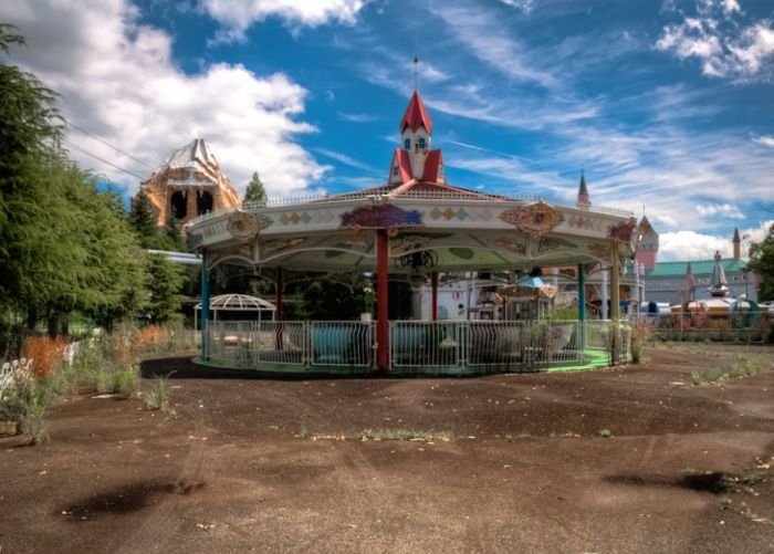 Nara Dreamland, abandoned theme park, Japan