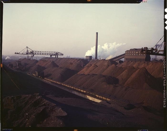 History: The Great Depression, 1939-1943, United States