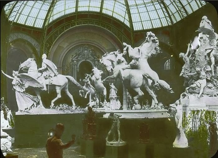 History: Old photos of Paris, 1900, France