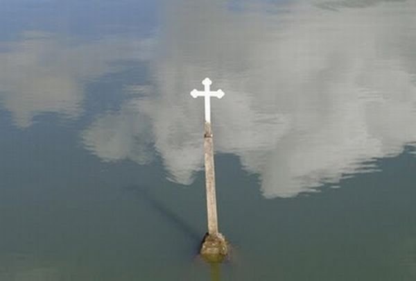 Underwater church, Potosi, Venezuela