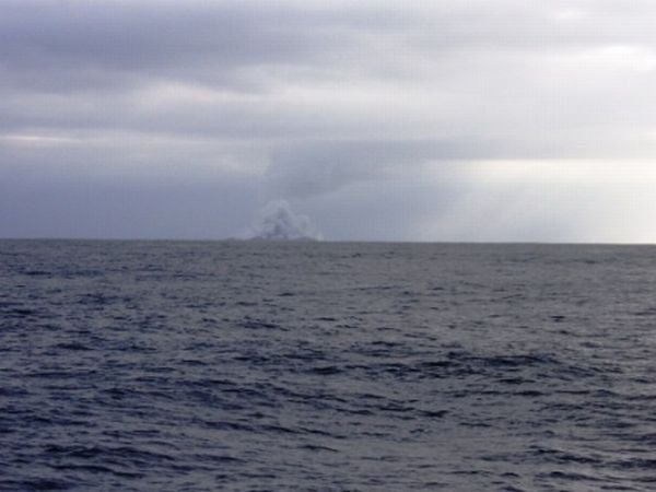 Eruption of underwater volcano, Nuku'alofa, Tonga