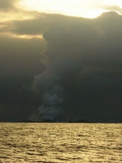 Eruption of underwater volcano, Nuku'alofa, Tonga