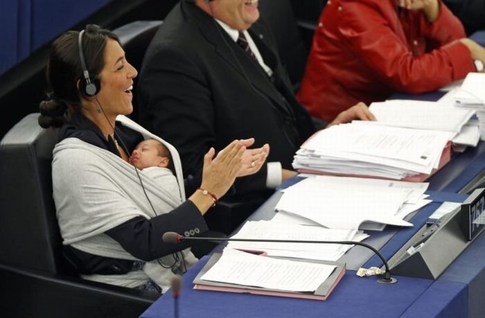 Licia Ronzullil, member of european parliament