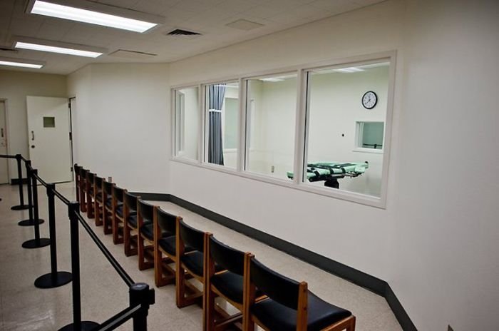 Lethal injection chamber, San Quentin State Prison, California, United States