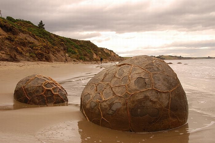 Moeraki Boulders, Koekohe Beach, Otago coast, New Zealand