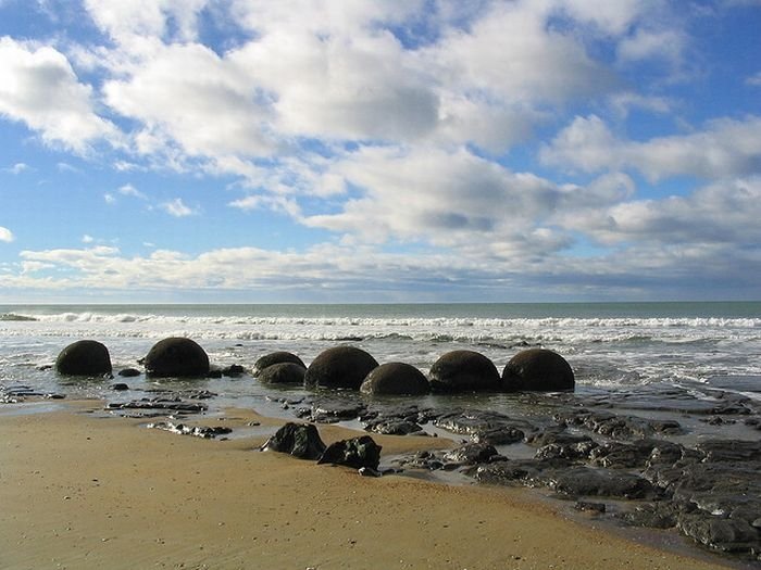 Moeraki Boulders, Koekohe Beach, Otago coast, New Zealand