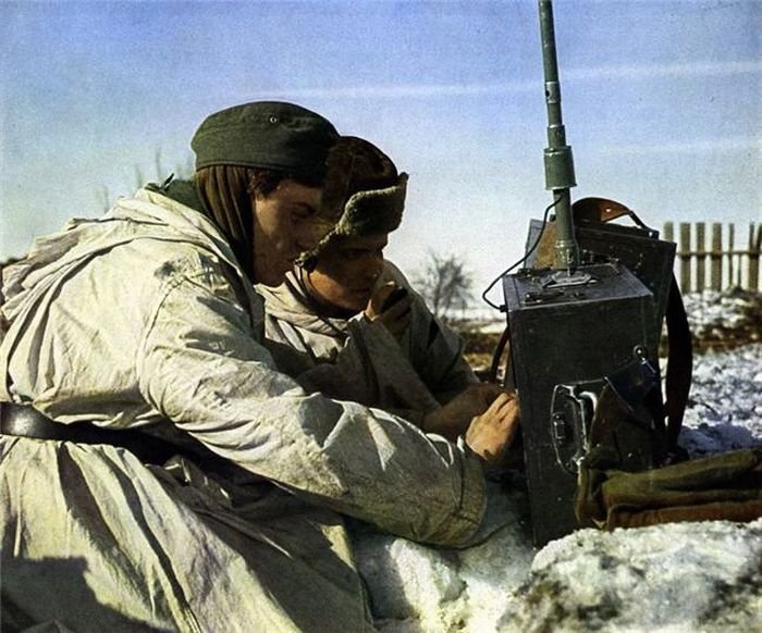 History: World War color photography