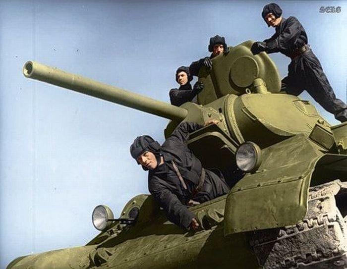 History: World War color photography