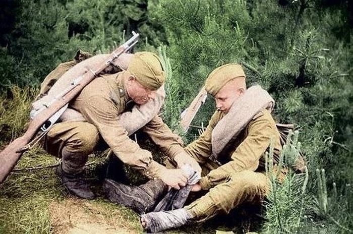 History: World War color photography