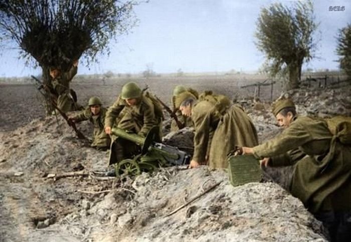 History: World War color photography