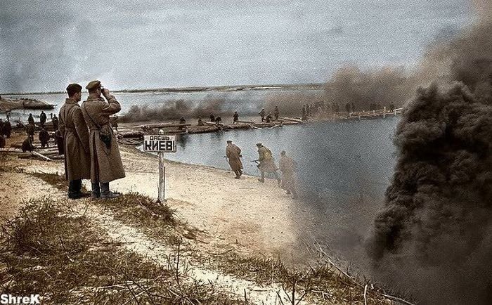 History: World War color photography