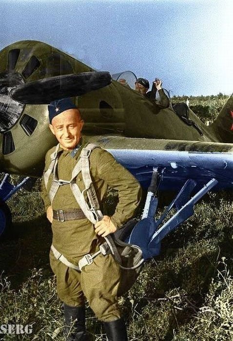 History: World War color photography