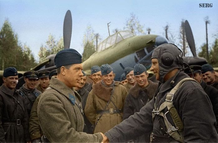 History: World War color photography