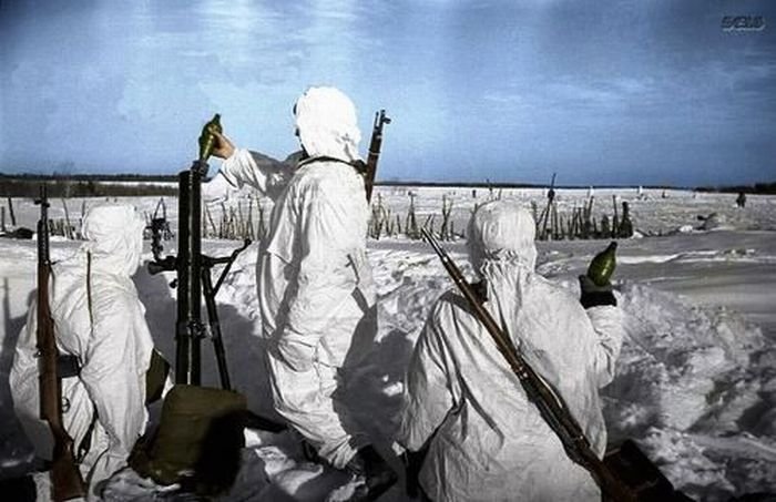 History: World War color photography