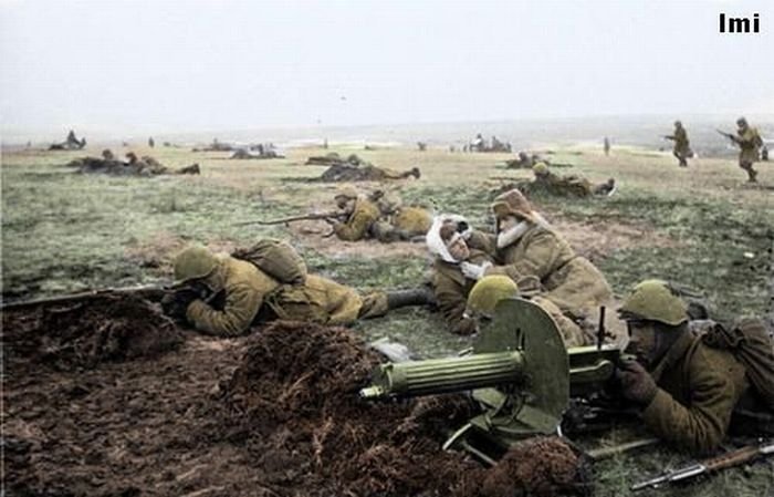 History: World War color photography