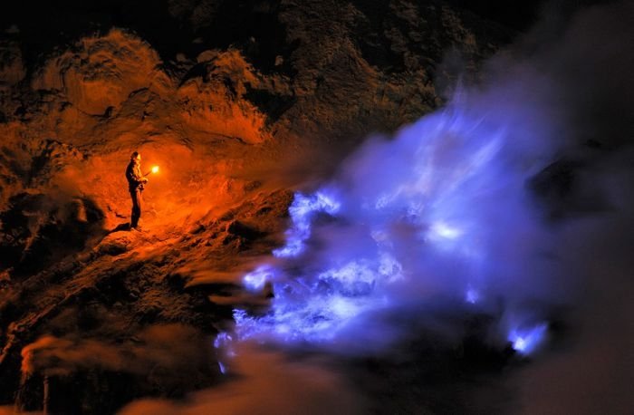 Kawah Ijen at night by Olivier Grunewald