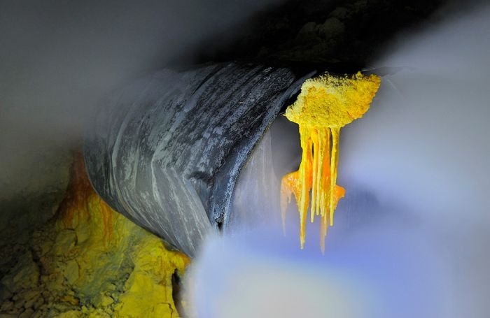 Kawah Ijen at night by Olivier Grunewald