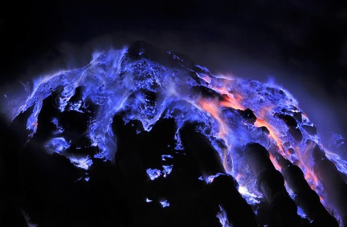 Kawah Ijen at night by Olivier Grunewald