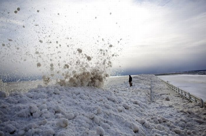 2011 Groundhog Day Blizzard, North America