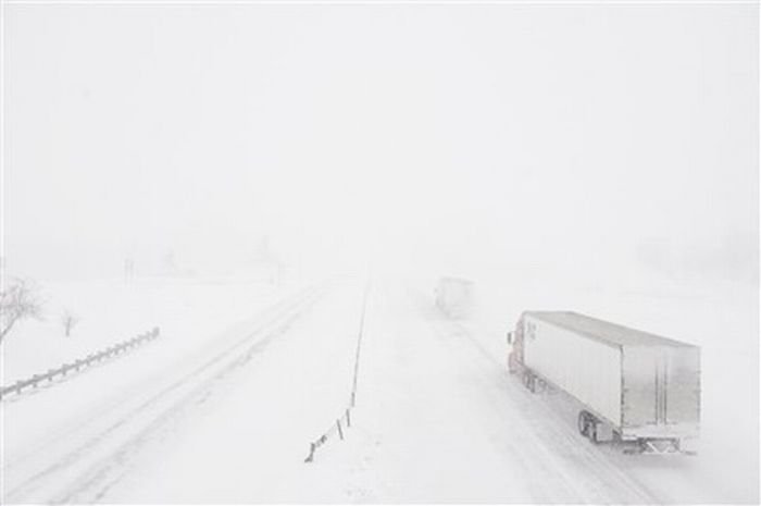 2011 Groundhog Day Blizzard, North America