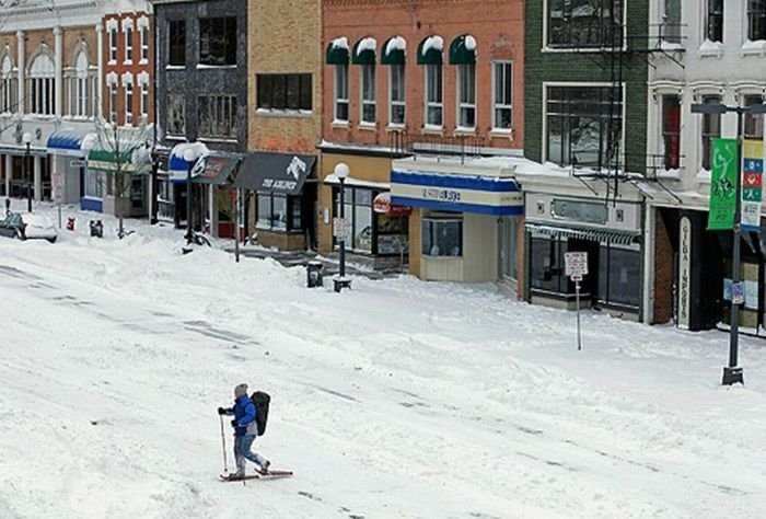 2011 Groundhog Day Blizzard, North America