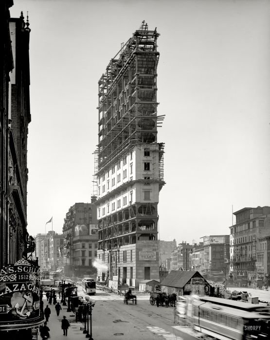 History: Black and white city photography, United States